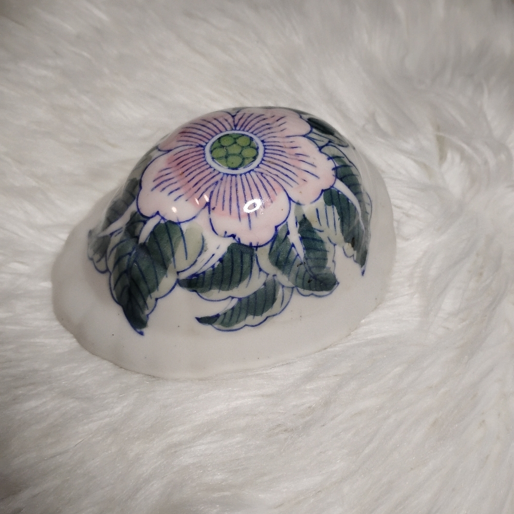 Beautiful turtle shell decor - Picture 4 of 8